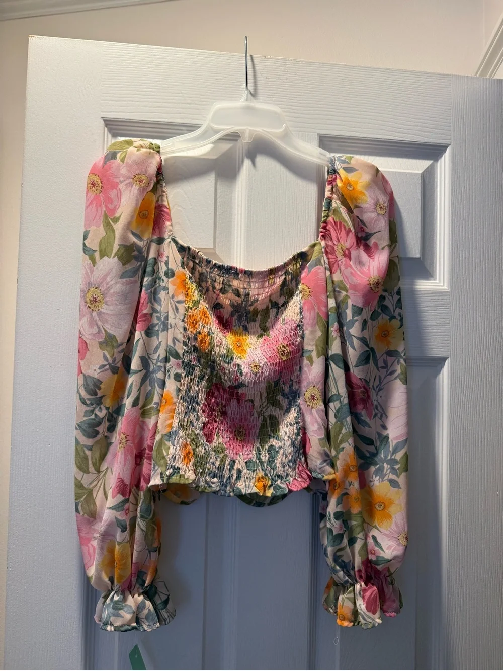 Astr Pink & Yellow Floral Ruched Puff-Sleeve Crop Top